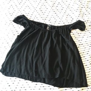 Off the Should Cropped Top 🍃